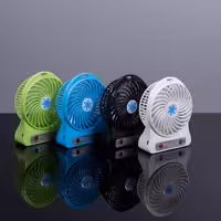 پنکه شارژی رومیزی مناسب برای اتاق و میزکار و میز تحریر  بهمراه باتری لیتیومی و ارسال رایگان تقدیم شما عزیزن