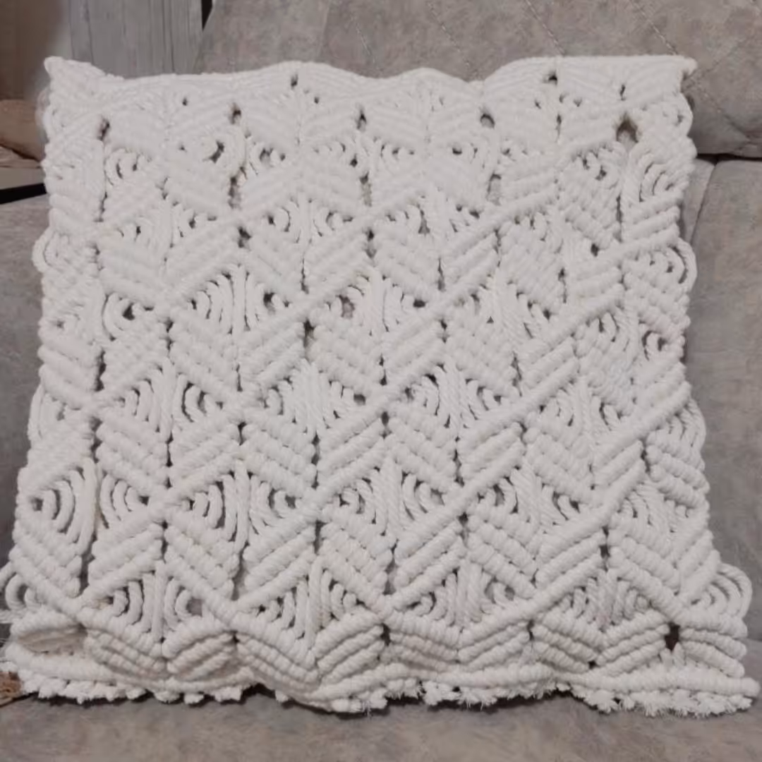 کوسن مکرومه سایز 40 در 40