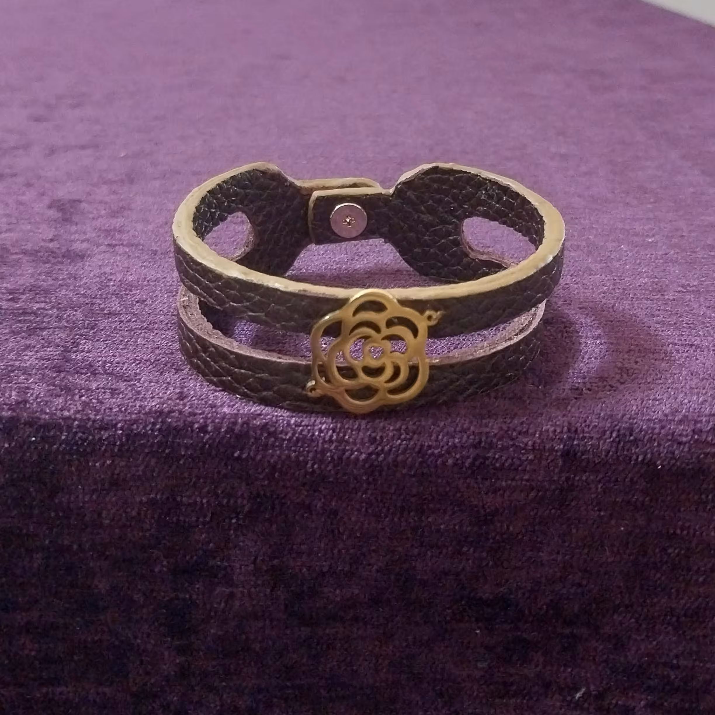 دستبند چرم پلاک