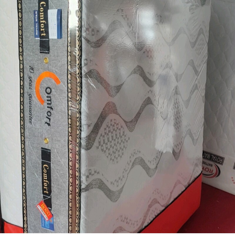 تشک رویال سوپر طبی فنری پددار 180 در 200 مدل کامفورت فنر میکرو ریز