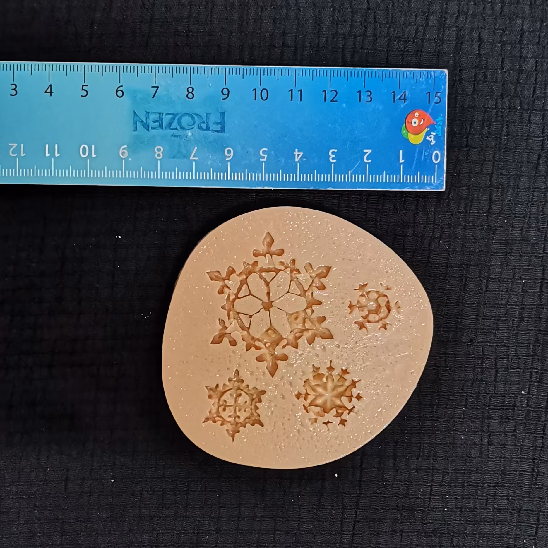 مولد دانه برف 