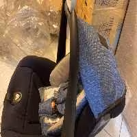 کریر برند ماتسی هلند رنگ سرمه ای و آبی mutsy