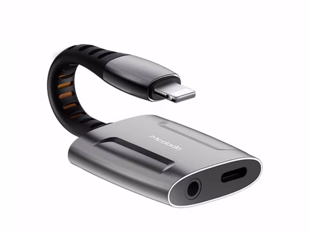 مبدل لایتنینگ به لایتنینگ و جک 3.5mm مک‌دودو CA-6340 Mcdodo Dual Port Lightning To Lightning  jack 3.5mm Transmission