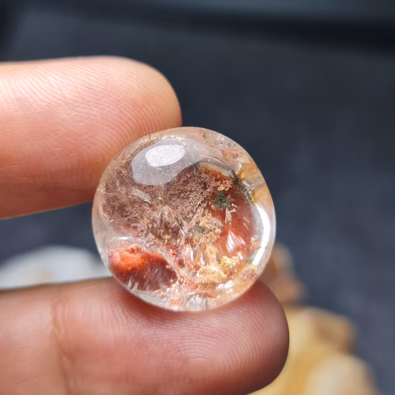  نگین فوق العاده زیبای سنگ فانتوم کوارتز اصل معدنی تراش نامنظم
کد  28117