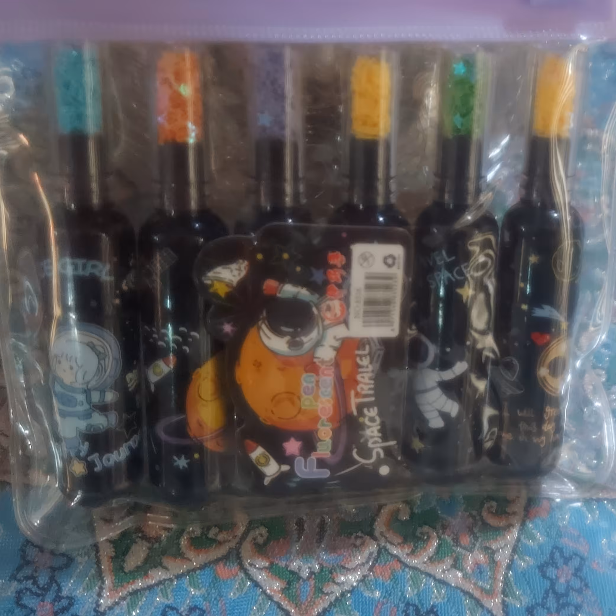 علامت زن فانتزی کهکشانی