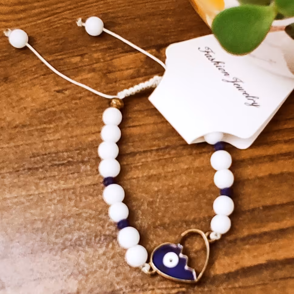 دستبند چشم نظر  در دو مدل   اونیکس و کریستال 