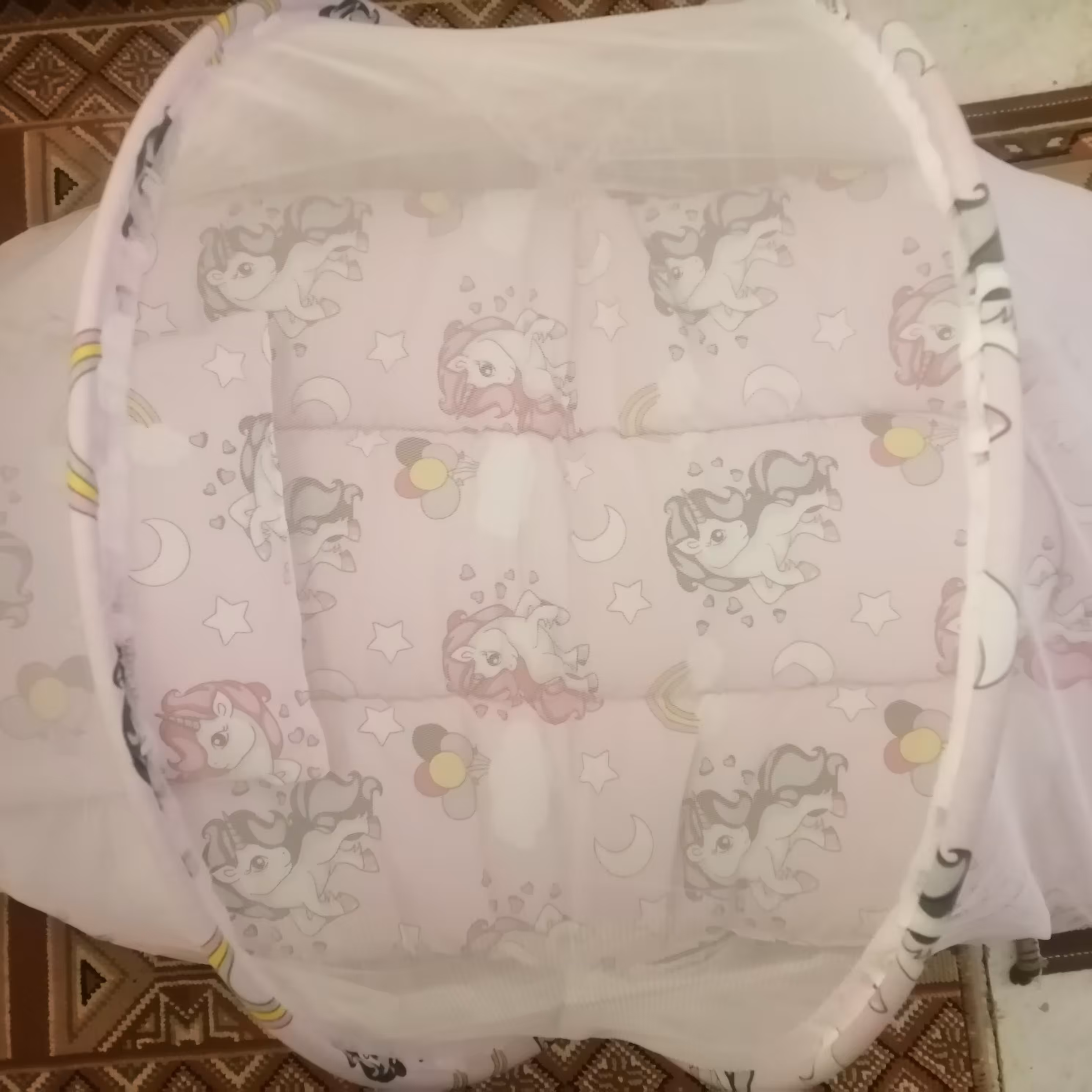 پشبند تشک دار  تترون جنس عالی تک رنگ بسیار زیبا و با کیفیت 