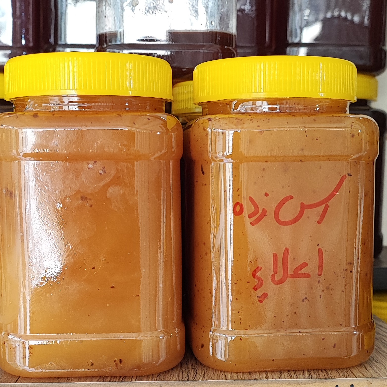 عسل  رس زده اعلا کوهستان طبیعی مستقیم از زنبوردار یک کیلویی  ((پلمپ شده و بهداشتی))