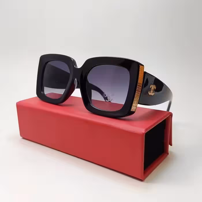 عینک آفتابی زنانه و مردانه مارک چنل دارای یووی 400(رنگ مشکی )