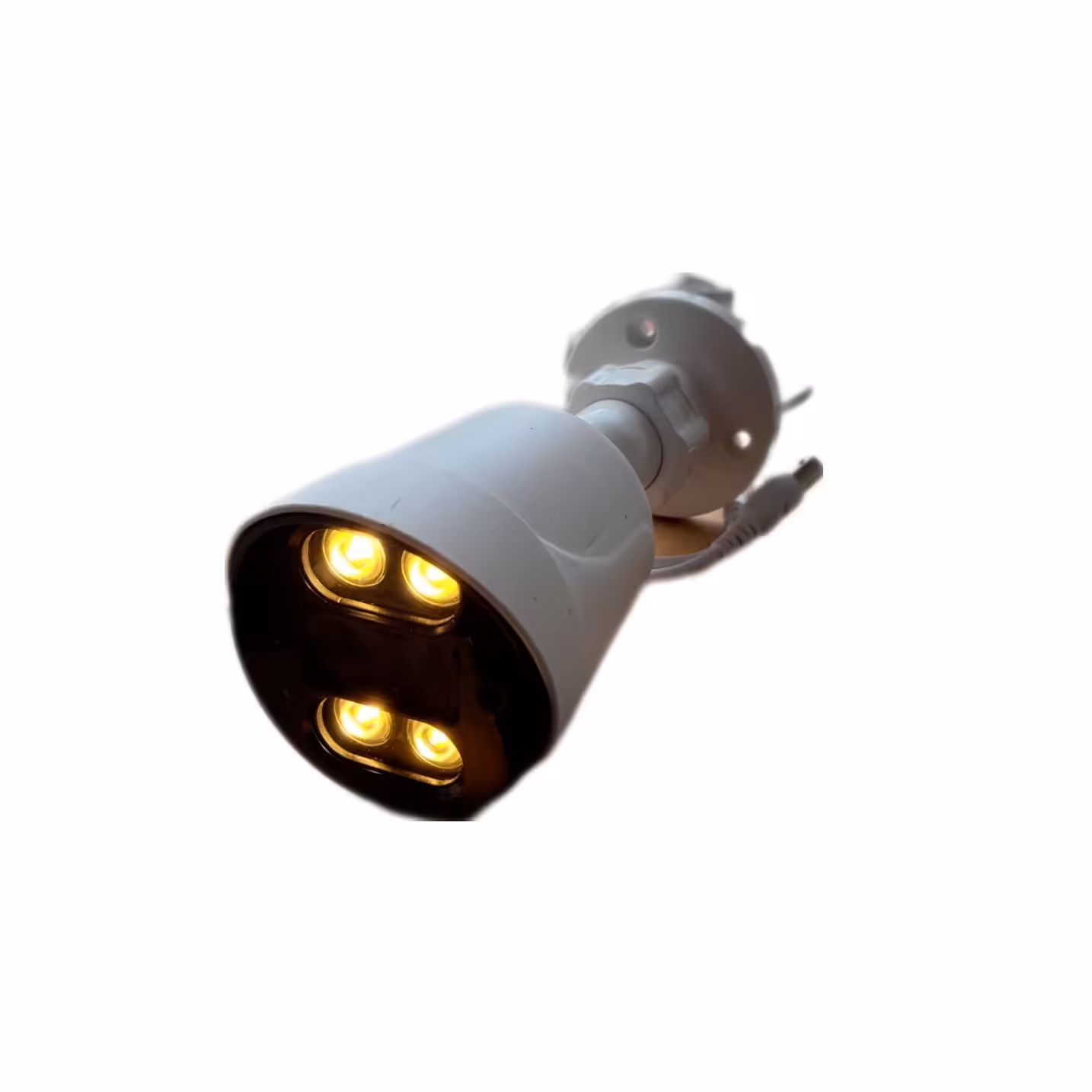 دوربین مداربسته فول اچ دی دارای دید در شب رنگی وارم لایت با کیفیت مناسب  ، ضد آب