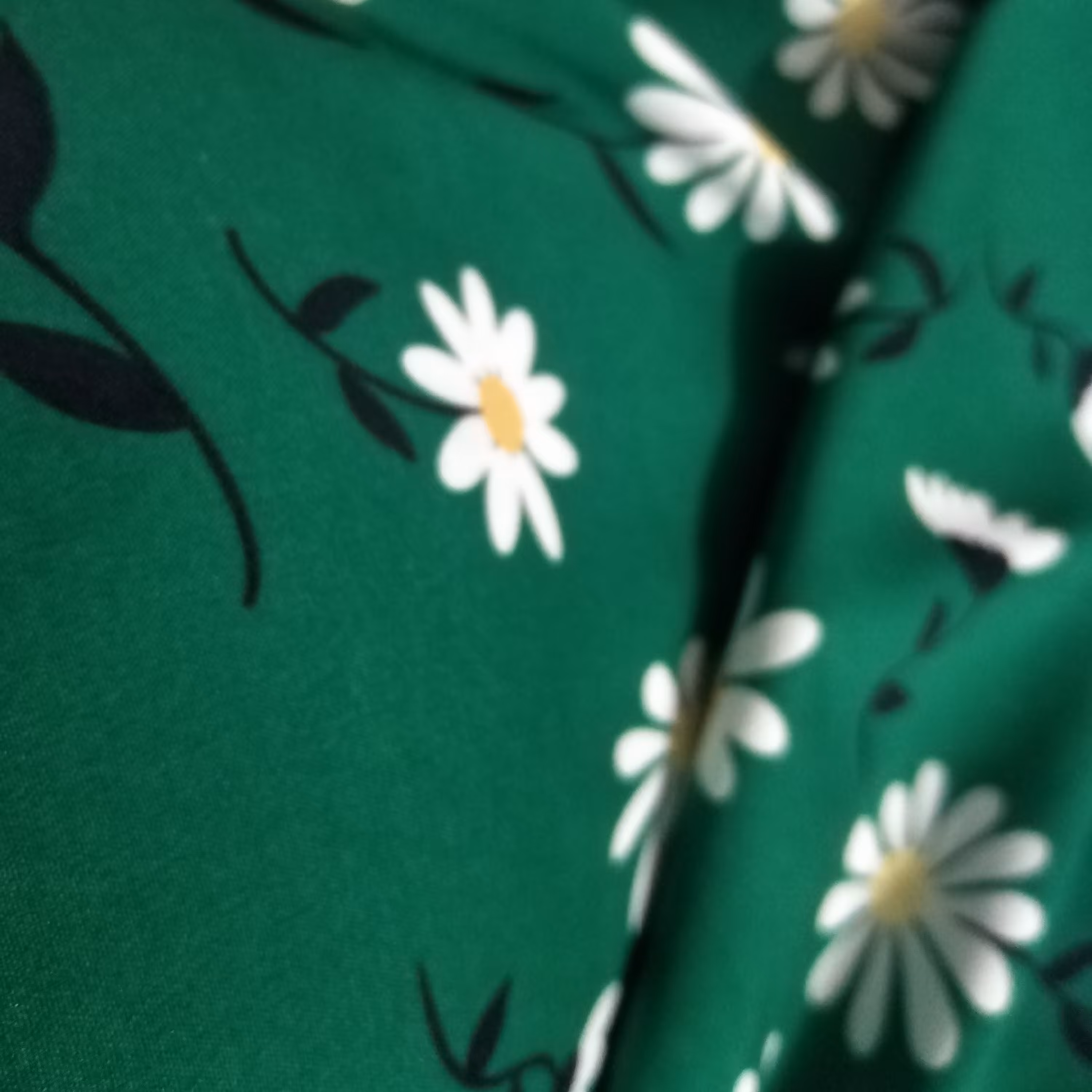 پارچه کرپ فلور سبز 