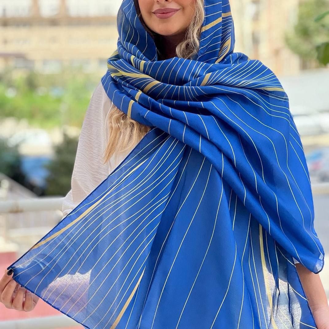 شال رنگ آبی جنس نخی طرح جدید و شیک و زیبا و باکیفیت ارسال محصول رایگان r153