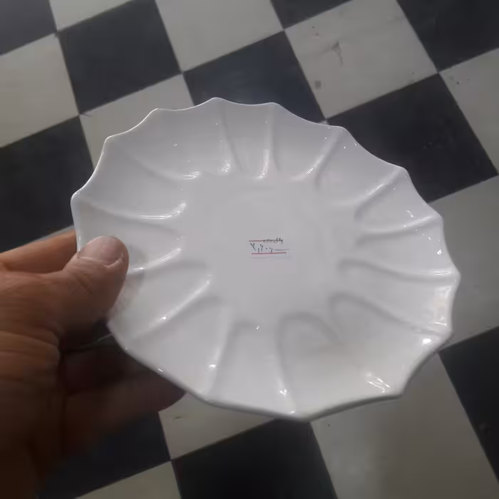 پیش دستی سرامیکی انجل 6 عددی ایرانی کائولین درجه 1مصارف خانگی  رستوران کافه  و هتلقابلیت ماکروویو جعبه کادویی شیک 