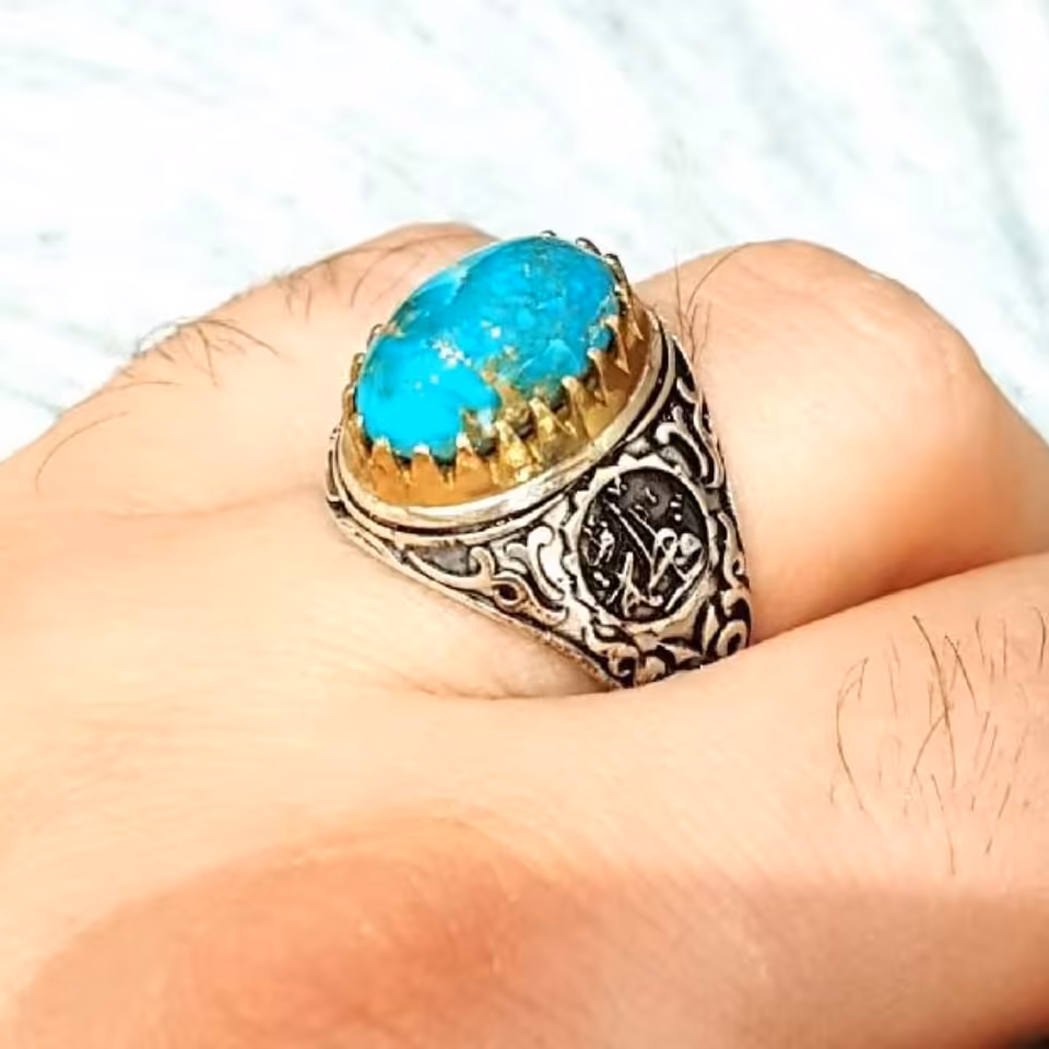 انگشتر نقره مردانه سنگ فیروزه نیشابور رکاب مشبک سیاه قلم