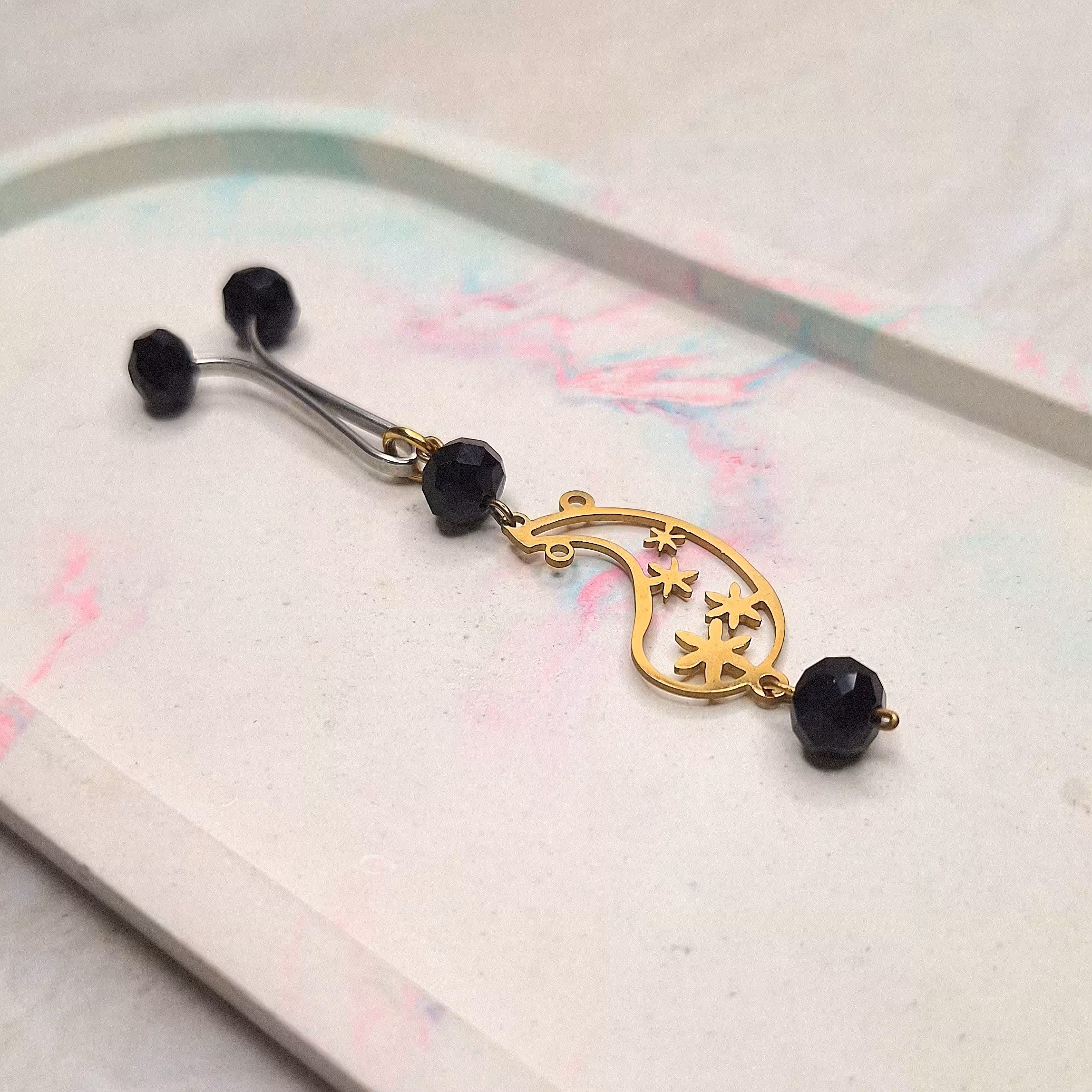 کد09 گیره روسری آسنا گیره روسری دینا گیره روسری استیل گیره حجاب آسنا گیره حجاب دینا گیره حجاب استیل