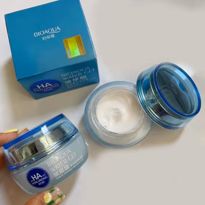 کرم مرطوب کننده تخصصی هیالورونیک اسید بیوآکوا 