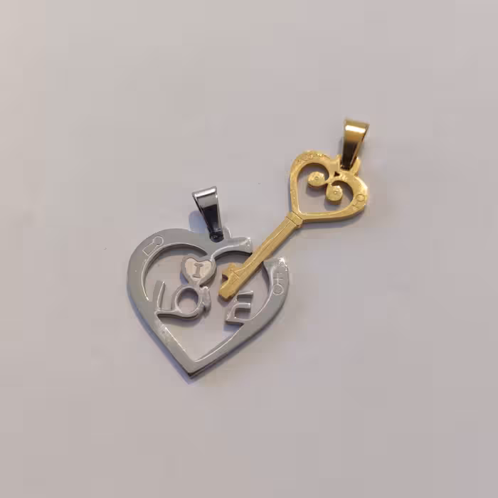 پلاک جفتی LOVE طرح قلب و کلید. استیل رنگ ثابت.خاص و پرفروش