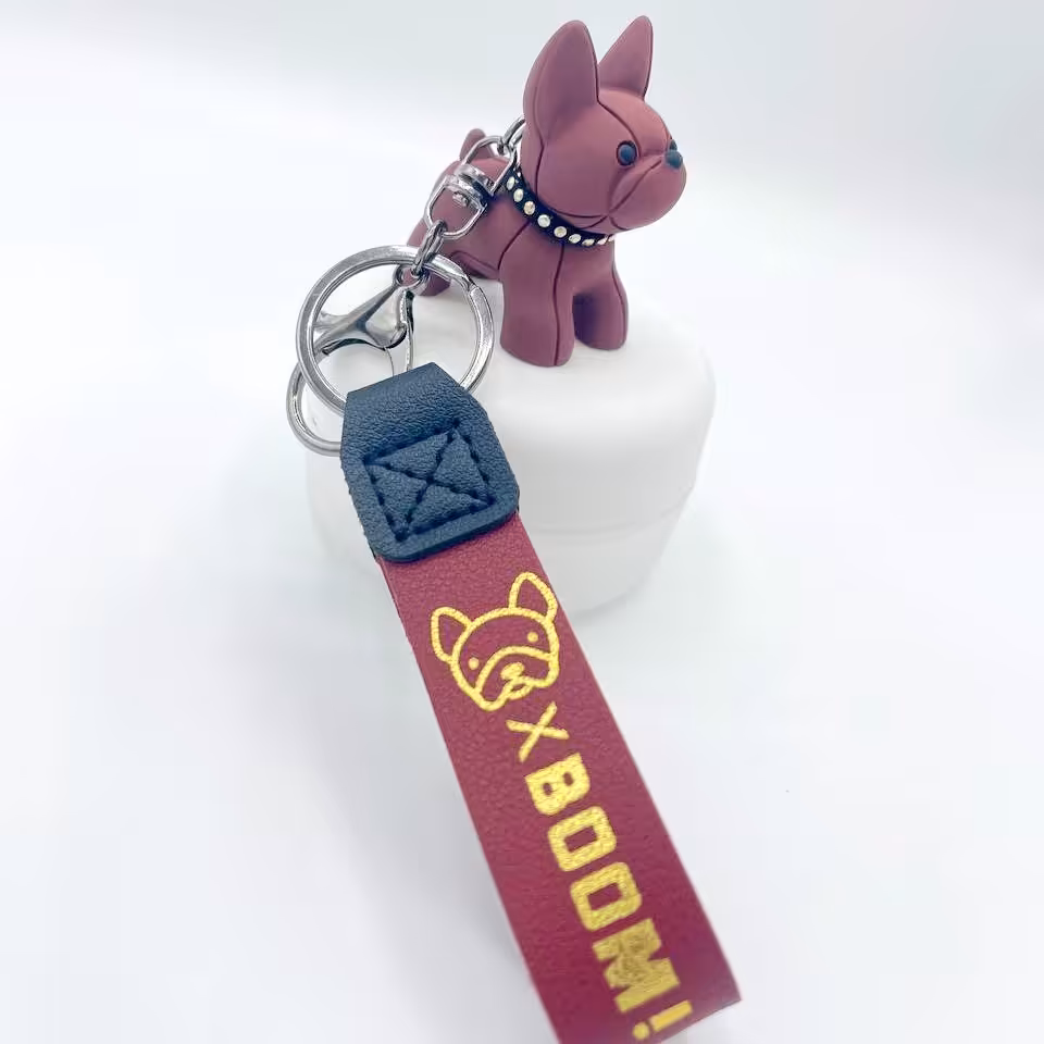 جاکلیدی و جاسوئیچی سگ نشسته رنگ زرشکی