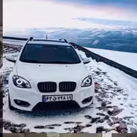 جلو پنجره طرح بی ام وی