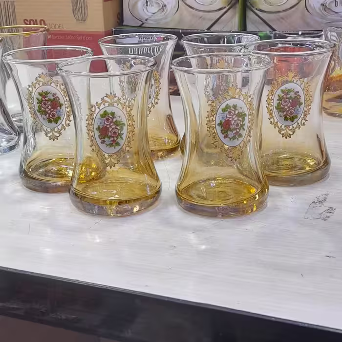 استکان چایخوری گلدار 6 تایی بلور نباتی کمر بارک طرح جدید
