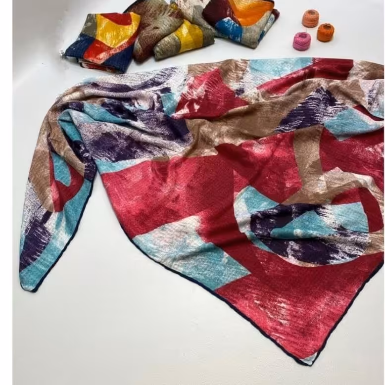 روسری بسیار زیبا با قیمت عالیییییییییی ارسال رایگان