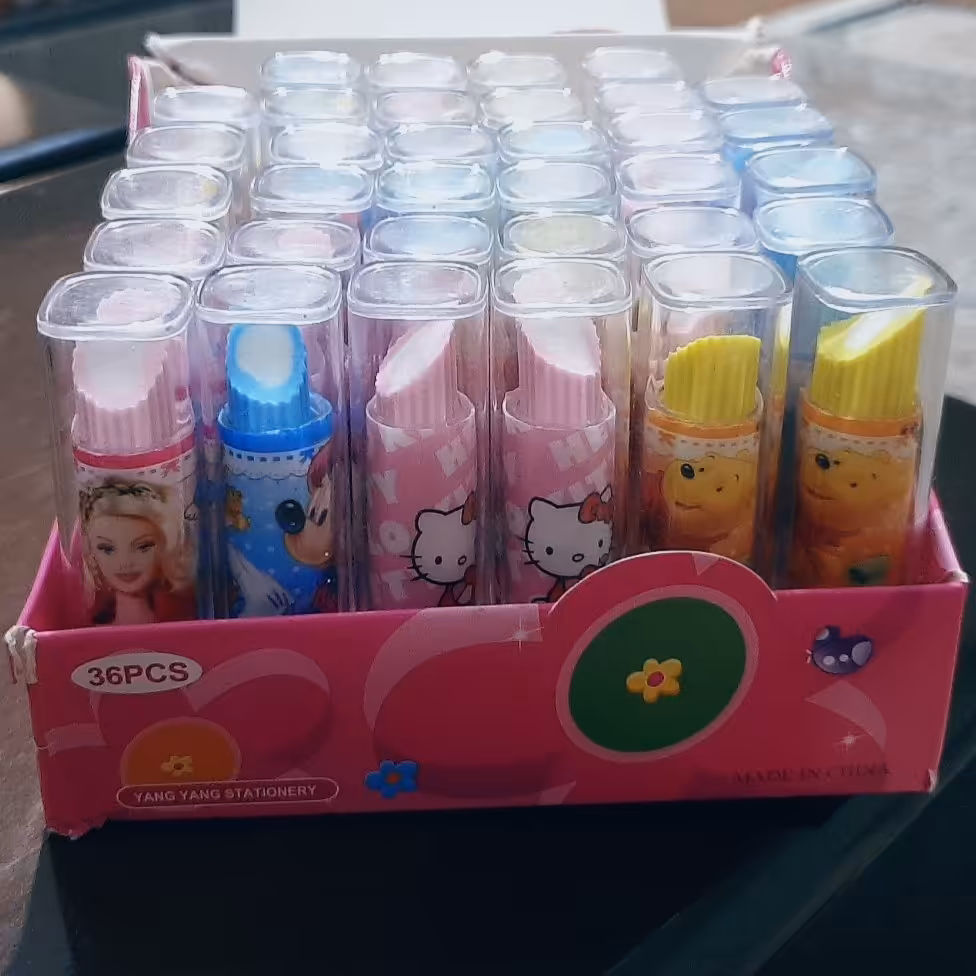 پاک کن طرح رژ لب