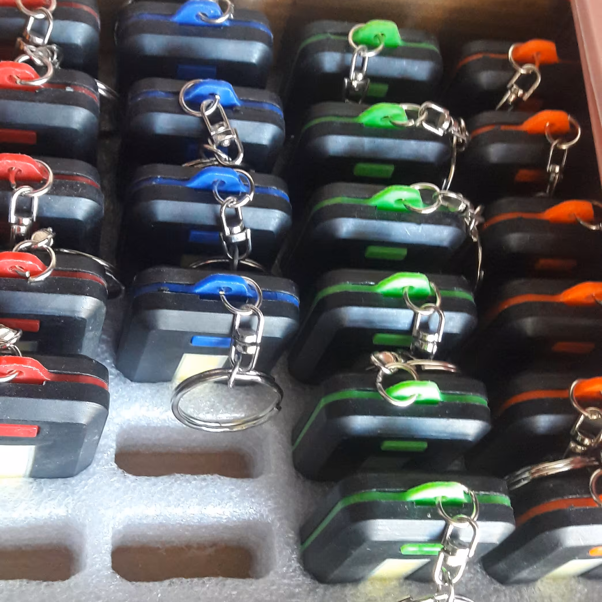 چراغ قوه جاسوییچی