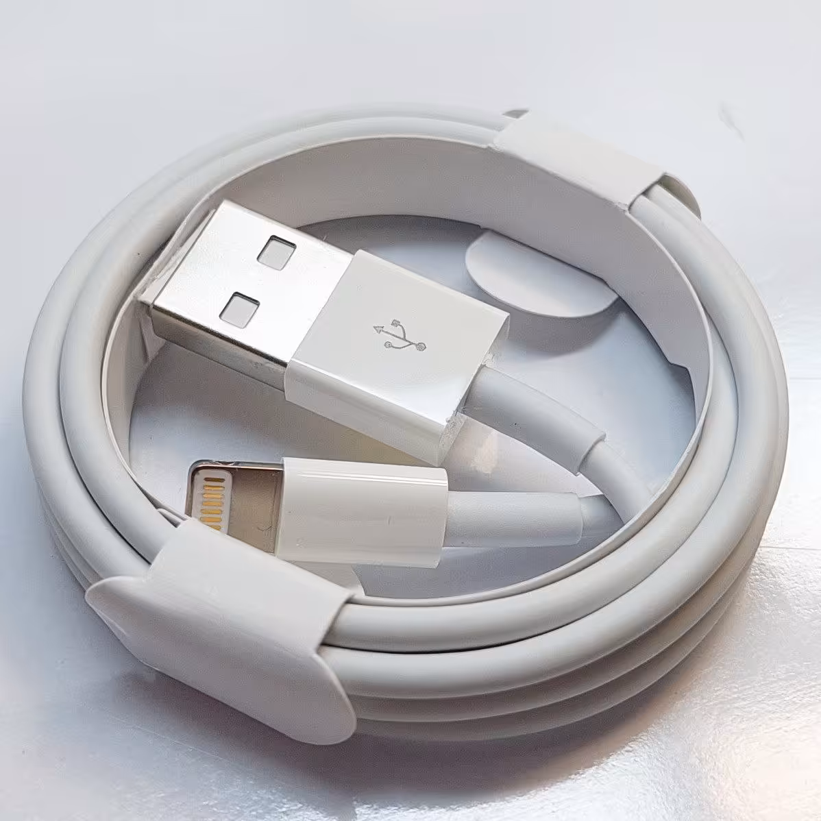 کابل کپی ایفون با کیفیت خیلی عالی