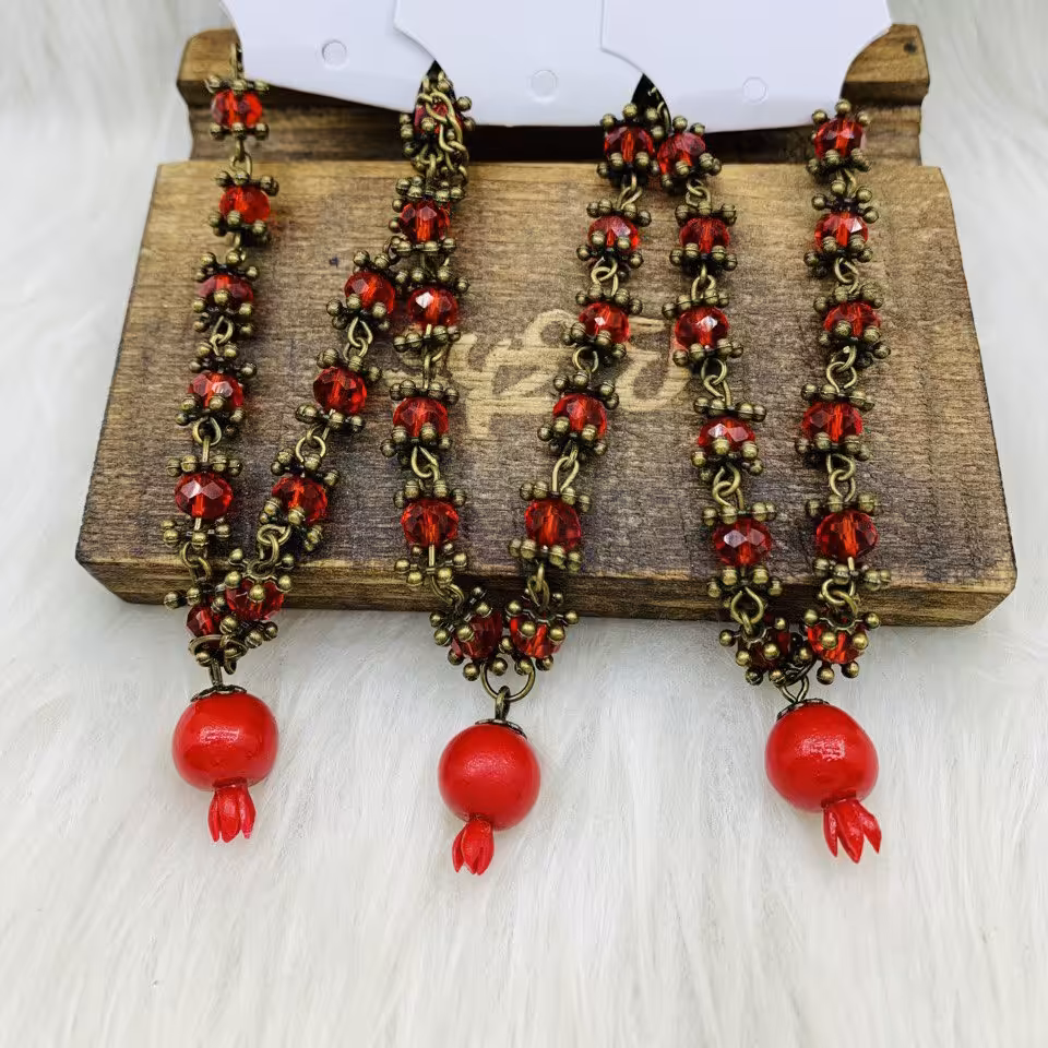 دستبند فانتزی انار مخصوص شب یلدا کد 1070063 یک عددی با ارسال رایگان