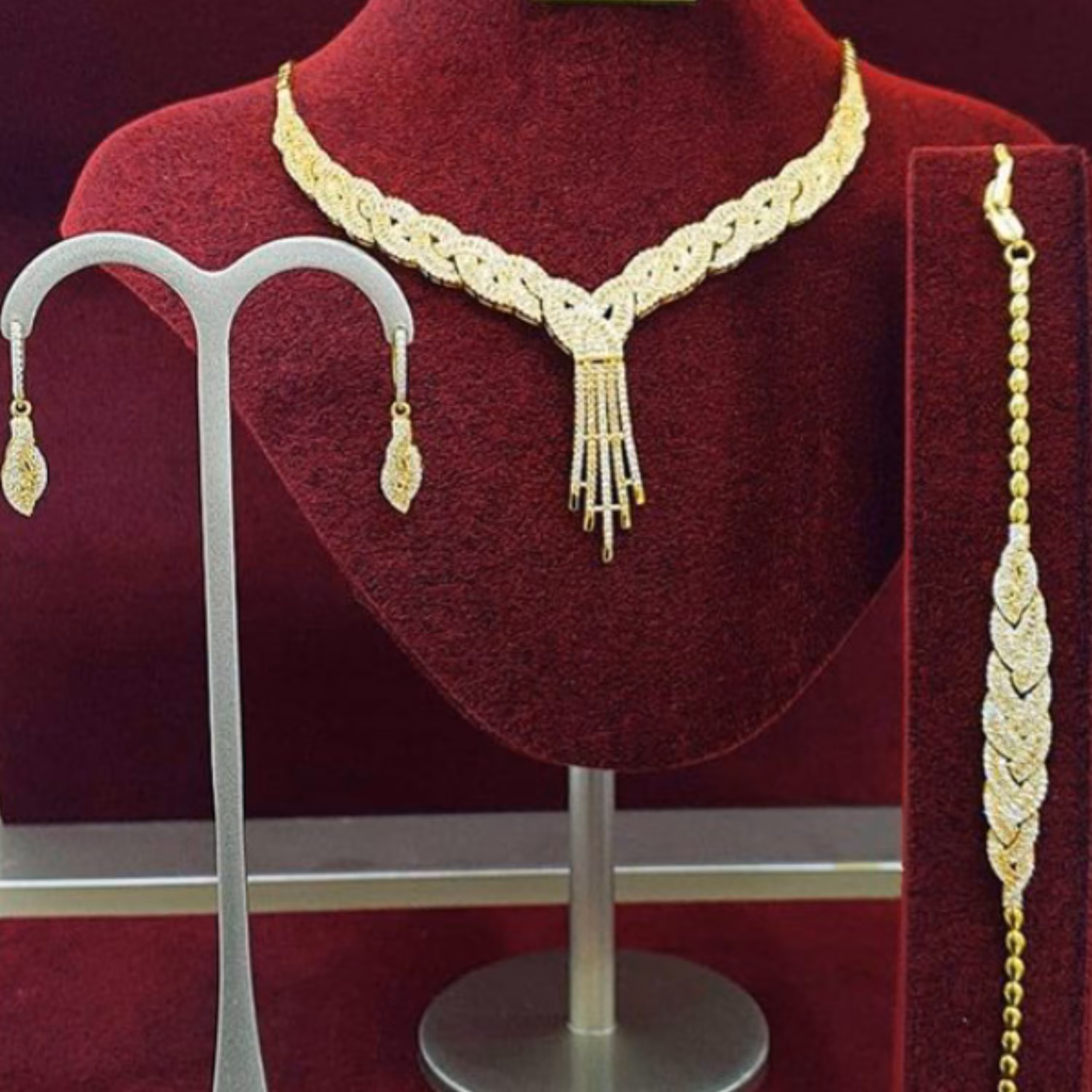 سرویس نقره طرح جواهری 105