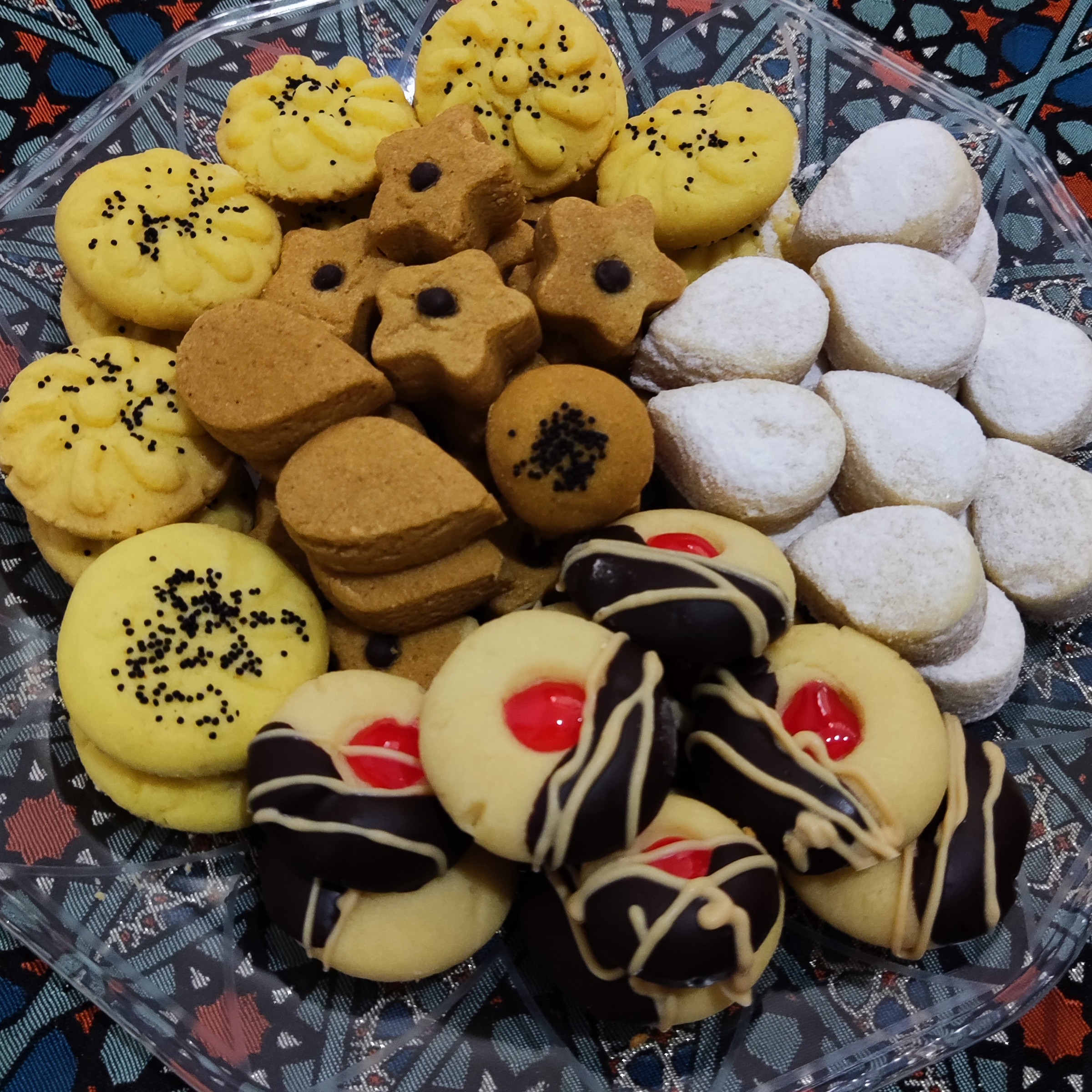 شیرینی سنتی نخودی و برنجی ارگانیک
