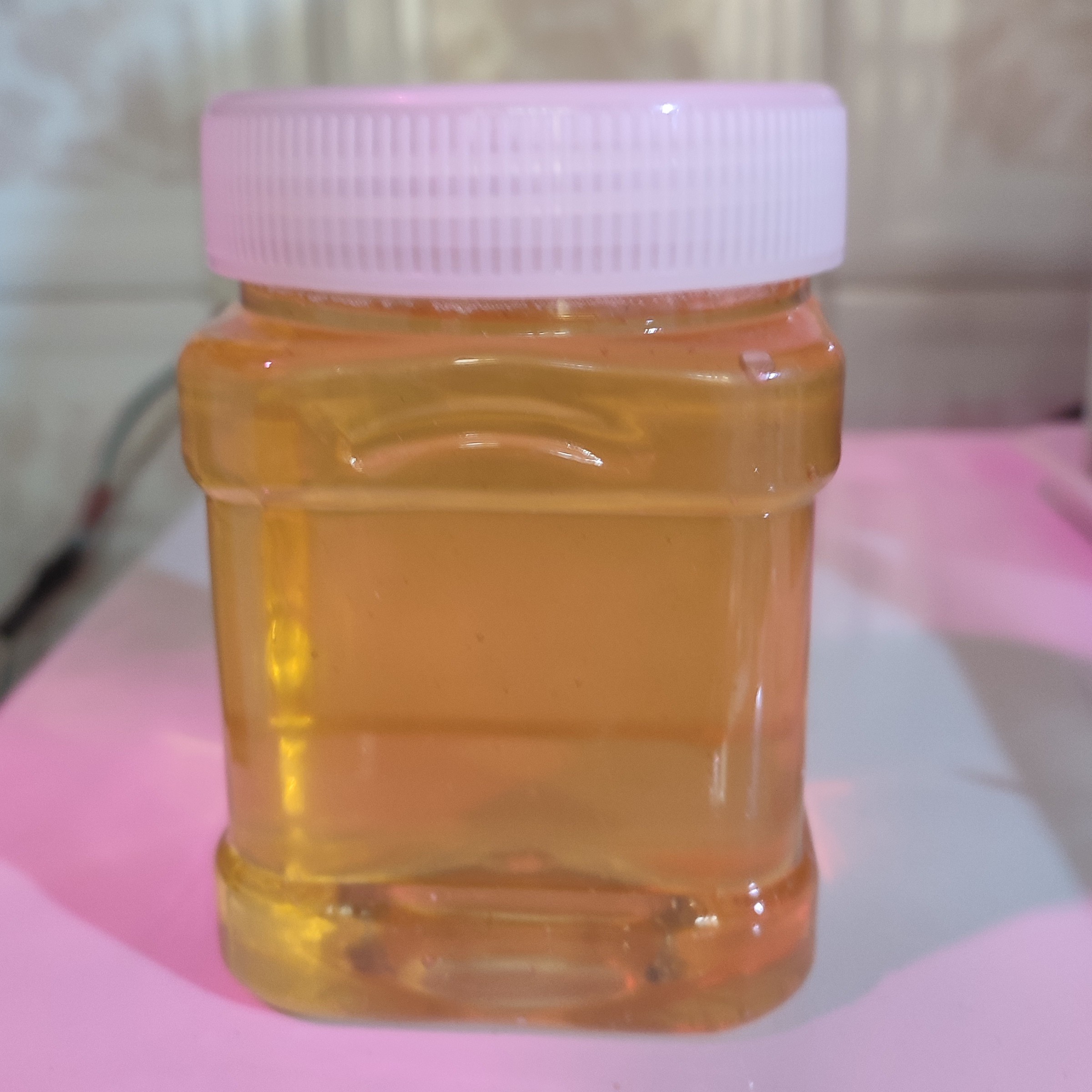 عسل گون گز مرغوب (نیم کیلویی )