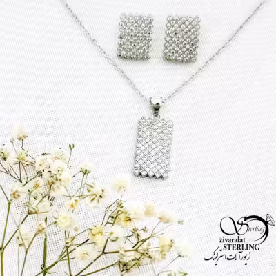 نیمست مربعی جواهری طرح طلا کد 15517