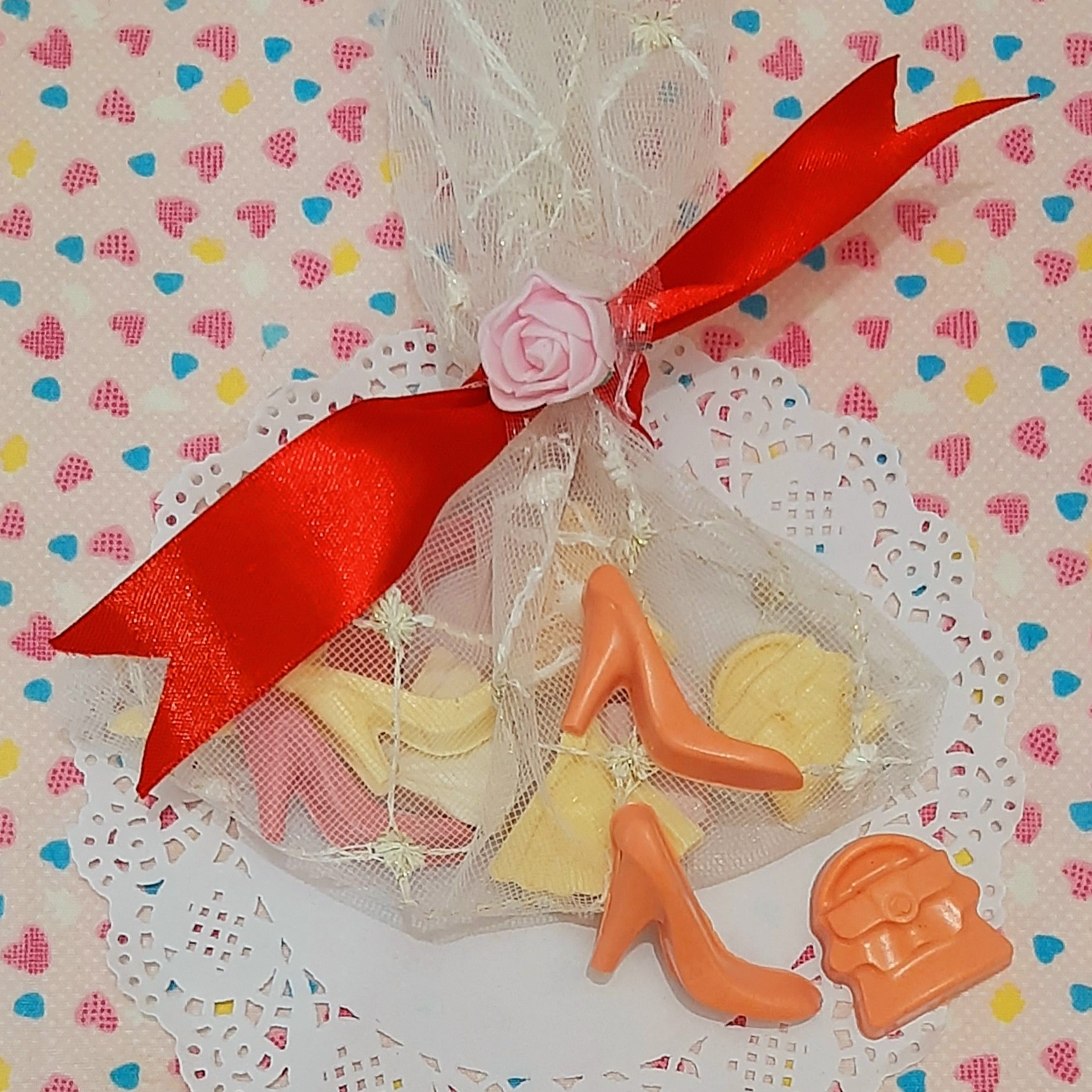 پک صابون مسافرتی دست ساز  و گلیسرینه  و فانتزی کیف و کفش(10عددی ) مناسب هدیه و گیفت و جهیزیه عروس