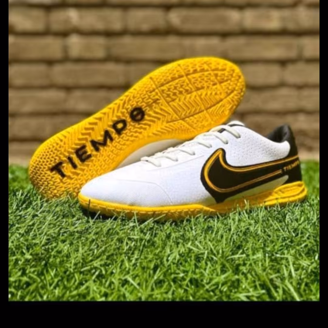 جدیدترین کفش سالنی نایک تمپو شرکتی تخصصی فوتسال با ضمانت و ارسال رایگان با کیفیت بی نظیر 