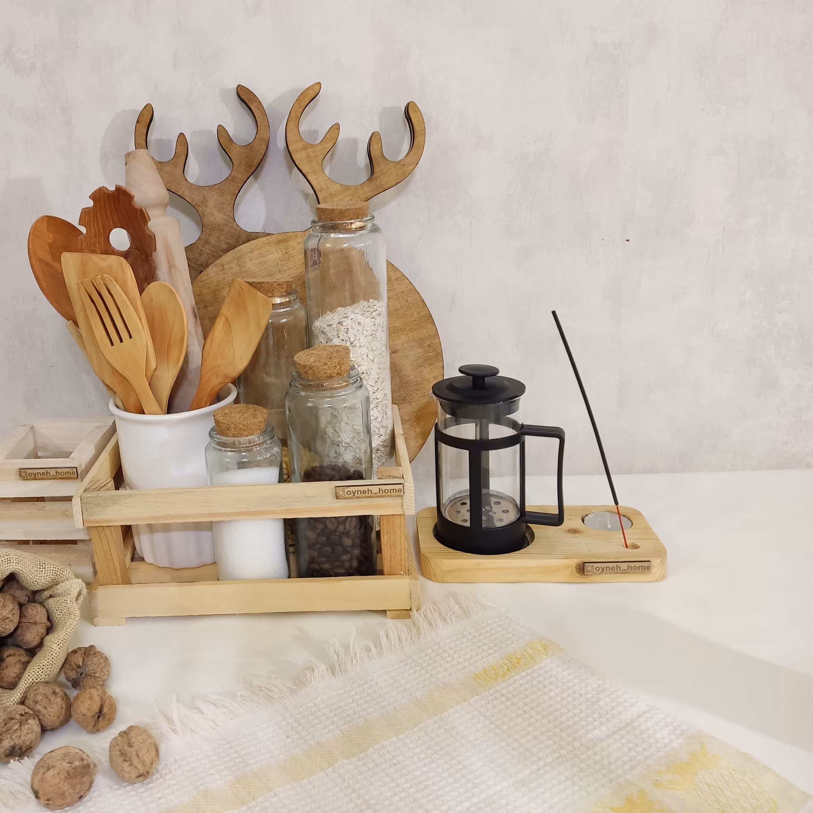 زیرلیوانی أوینه جاماگی تخته سرو جاشمعی جاعودی در دو رنگ قهوه ای روشن و تیره چوب گردو و روس