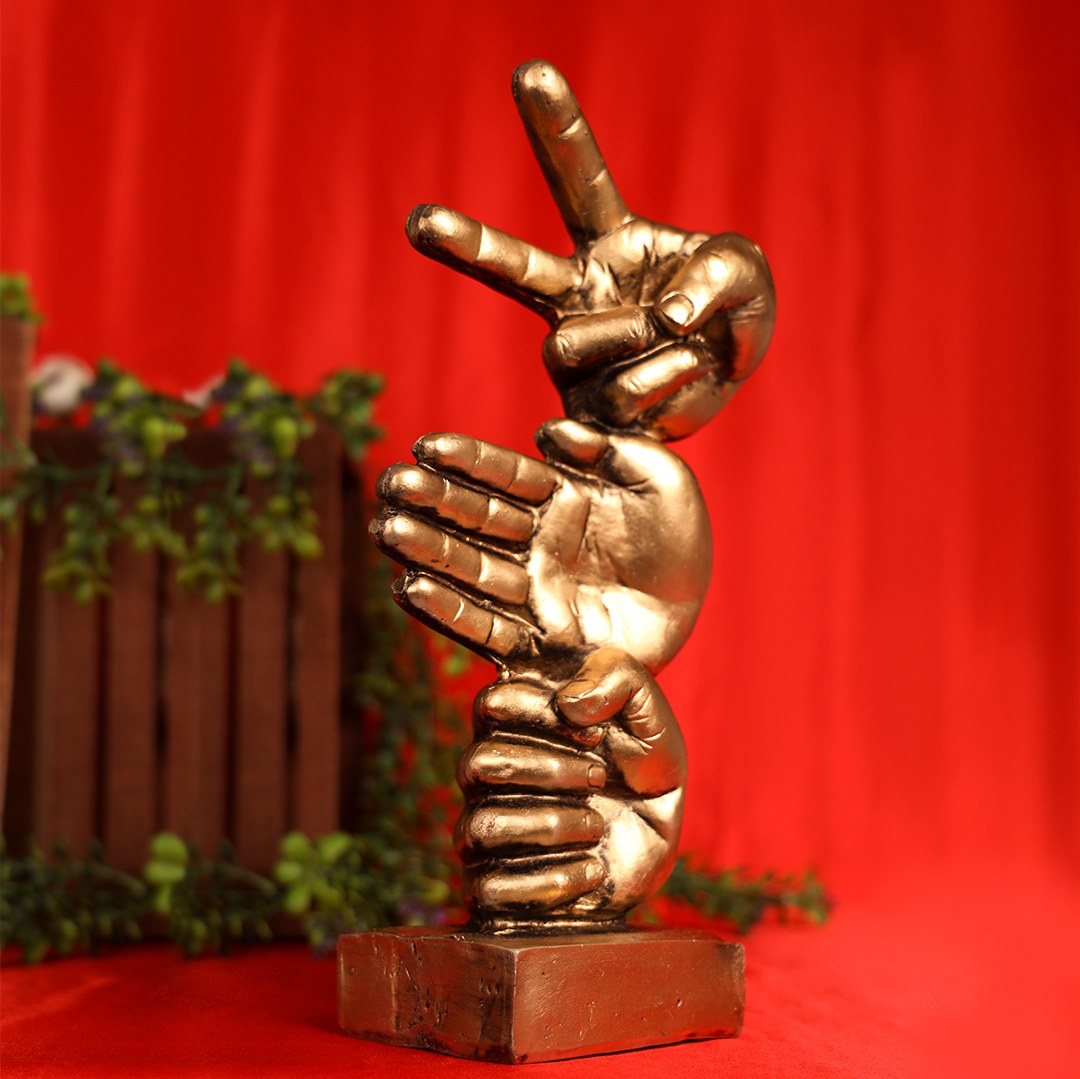 دکوری سنگ کاغذ قیچی طلایی