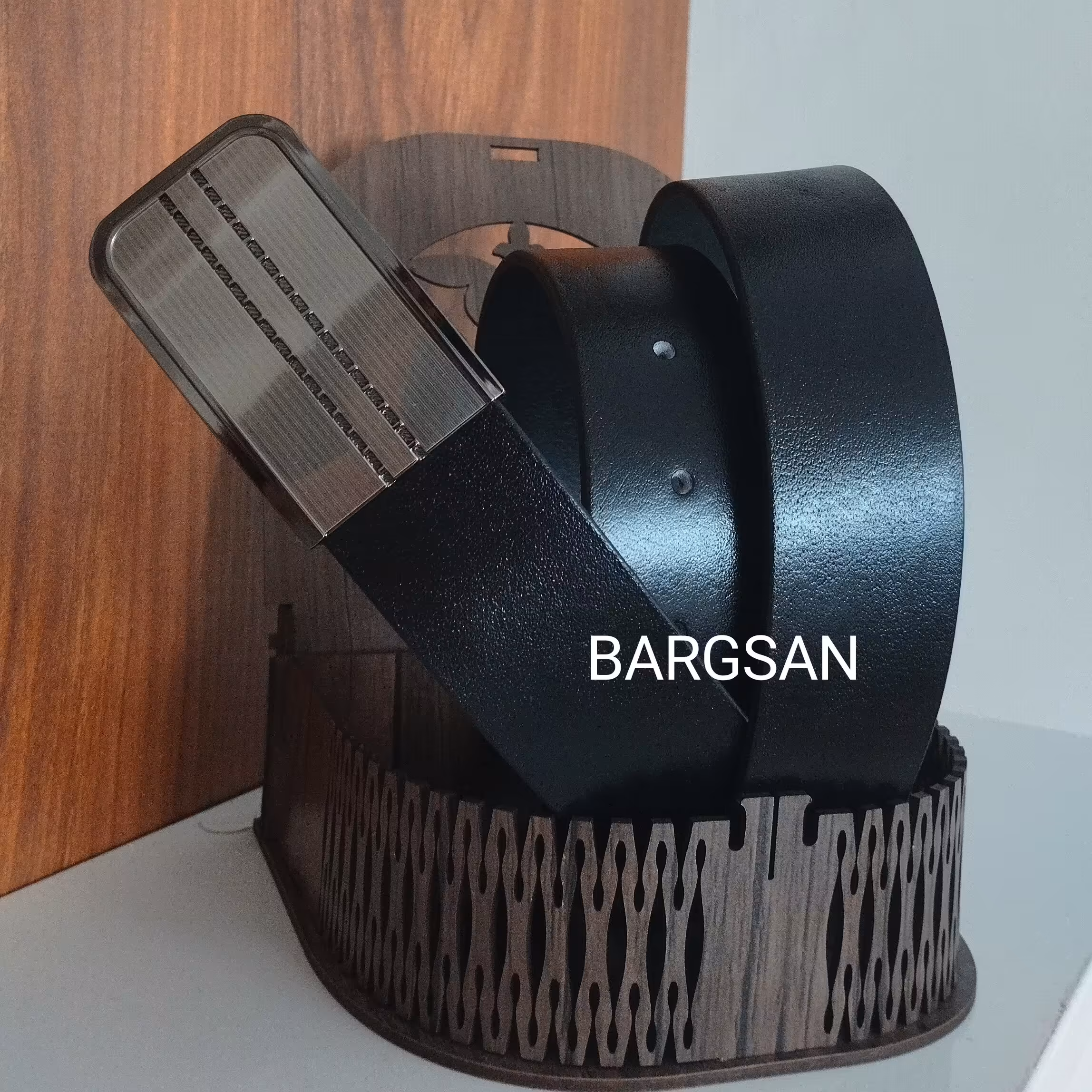 کمربند گاومیش با سگکگ ترک