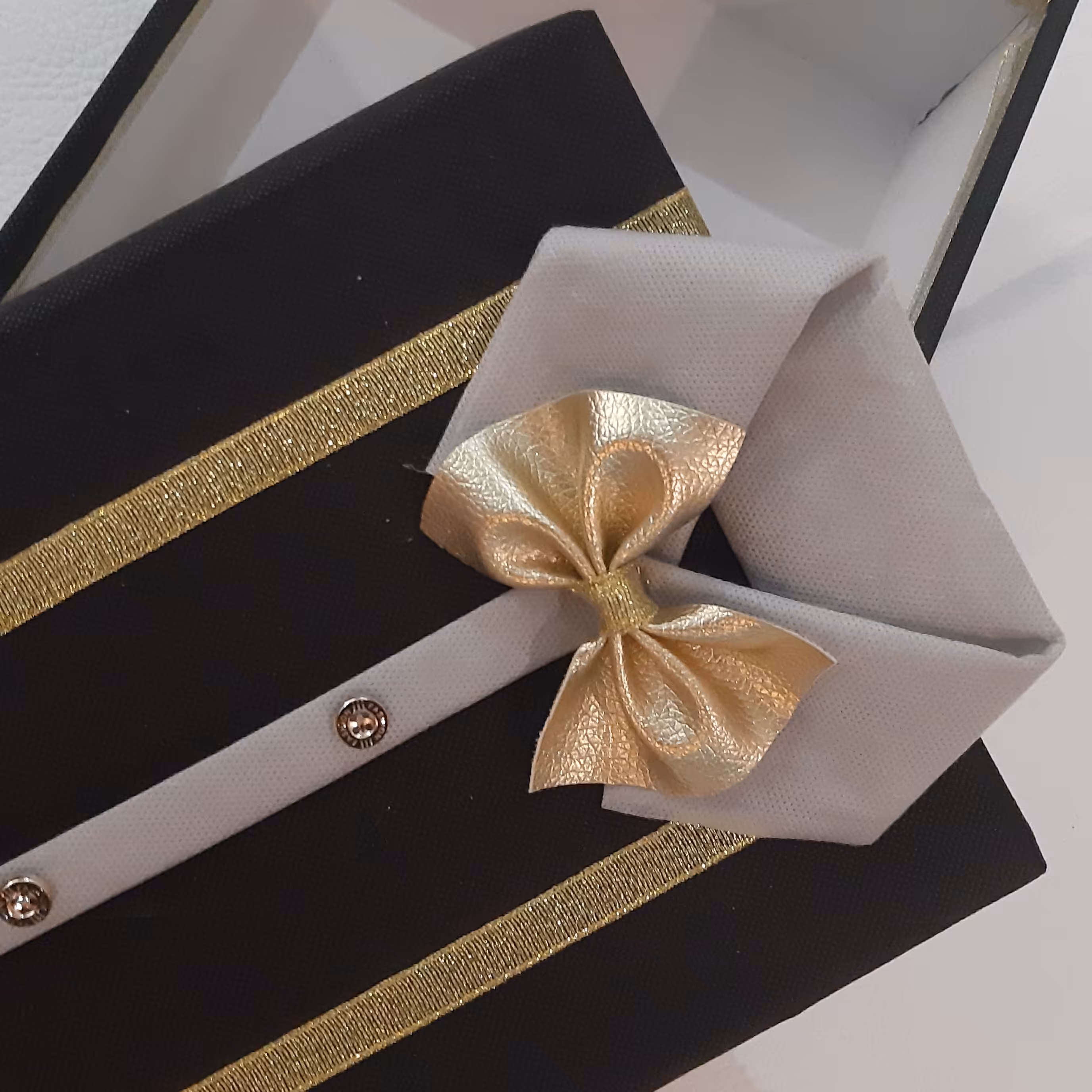 جعبه طرح پیراهن مردانه