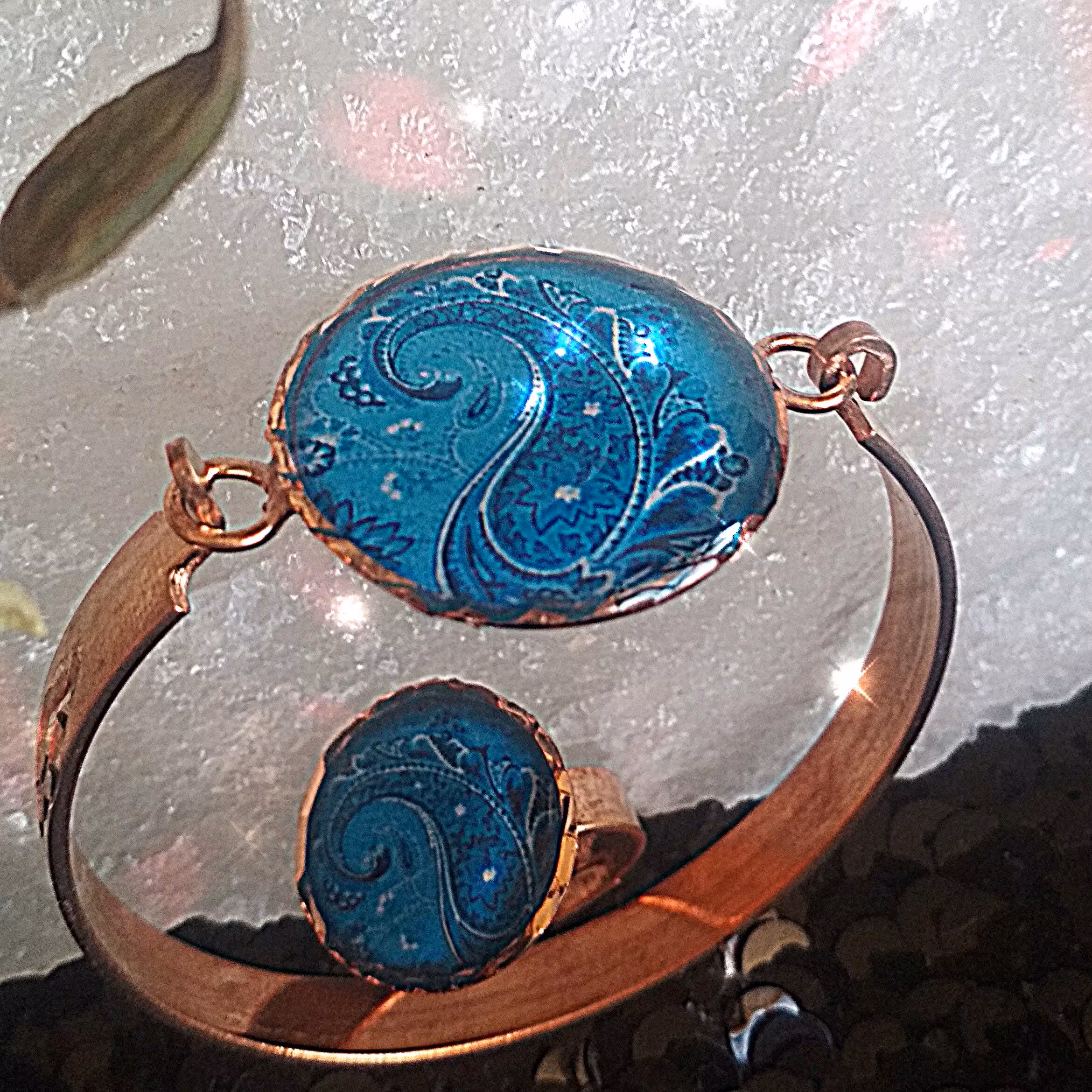 ست دستبند و انگشتر طرح سنتی رنگ آبی 