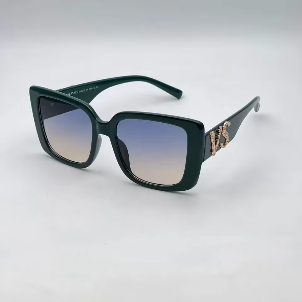 عینک آفتابی زنانه ومردانه مارک ورساچ ( رنگ فریم سبز شیشه چند رنگ)