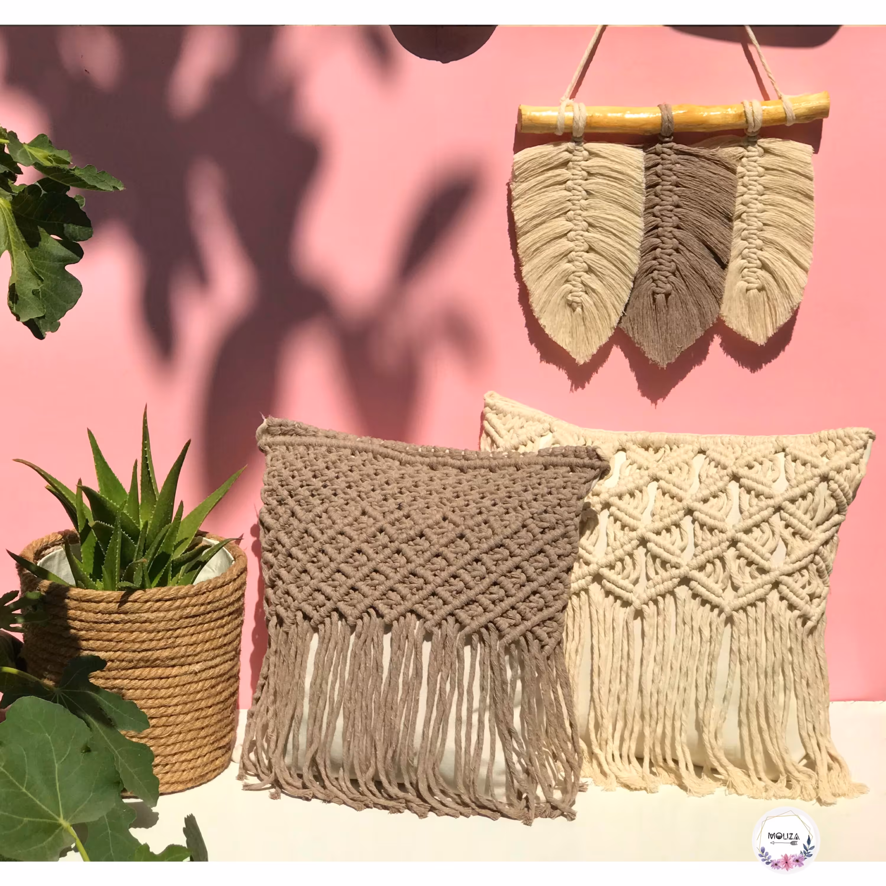 کوسن مکرومه