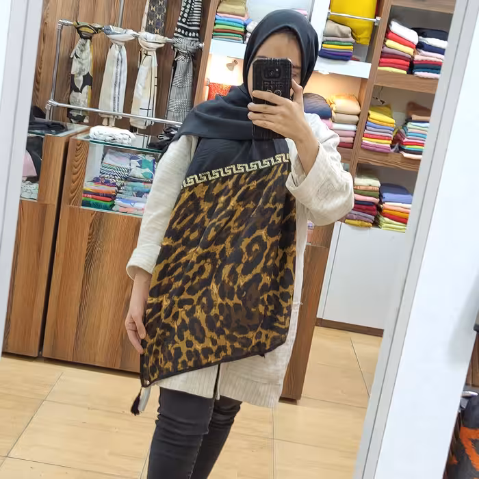 شال مشکی  دستک پلنگی نخ اسلپ اعلا 