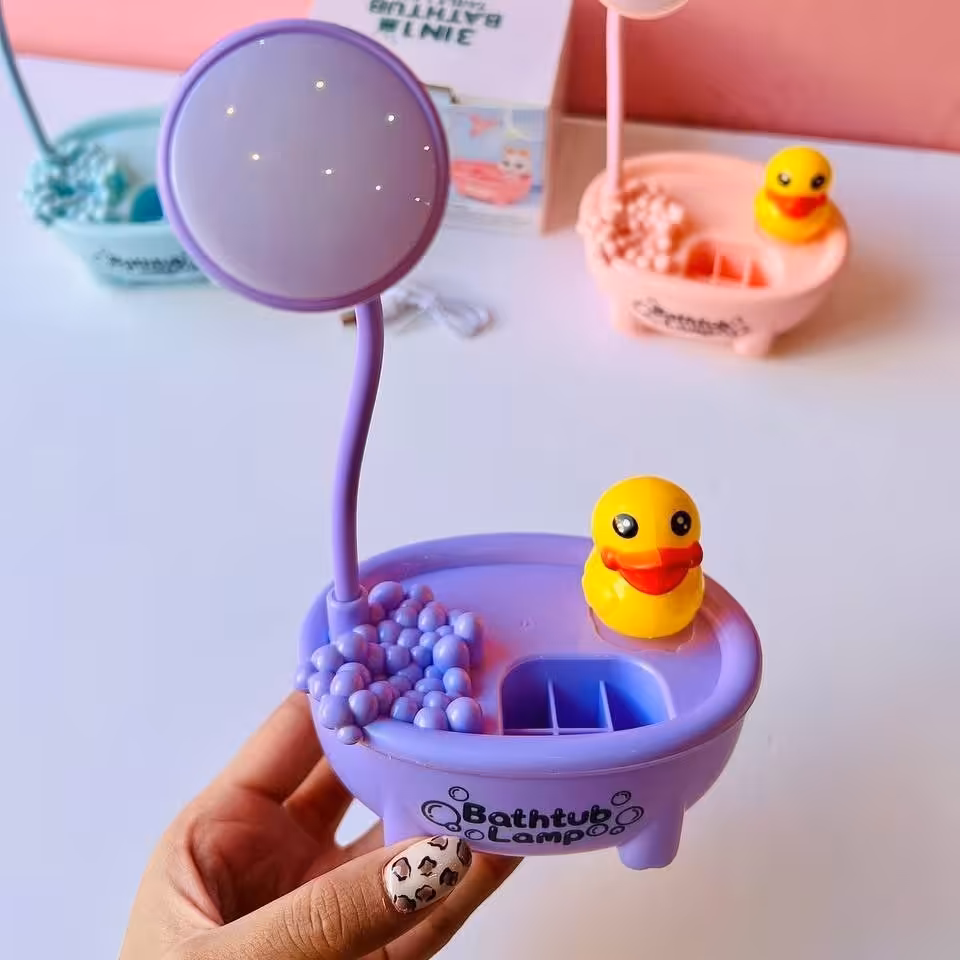 چراغ مطالعه شارژی طرح وان حمام