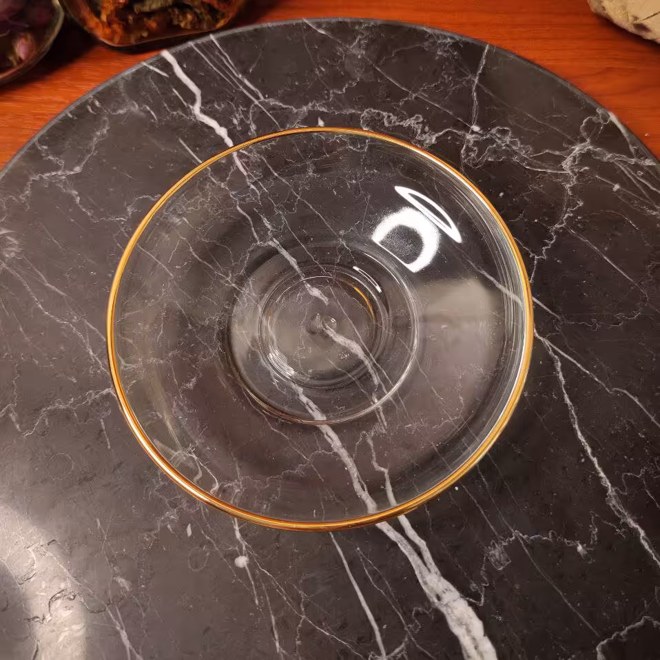 نعلبکی لب طلایی ساخت کشور ترکیه مدل آیدا (چای تبقی) بسته شش عددی