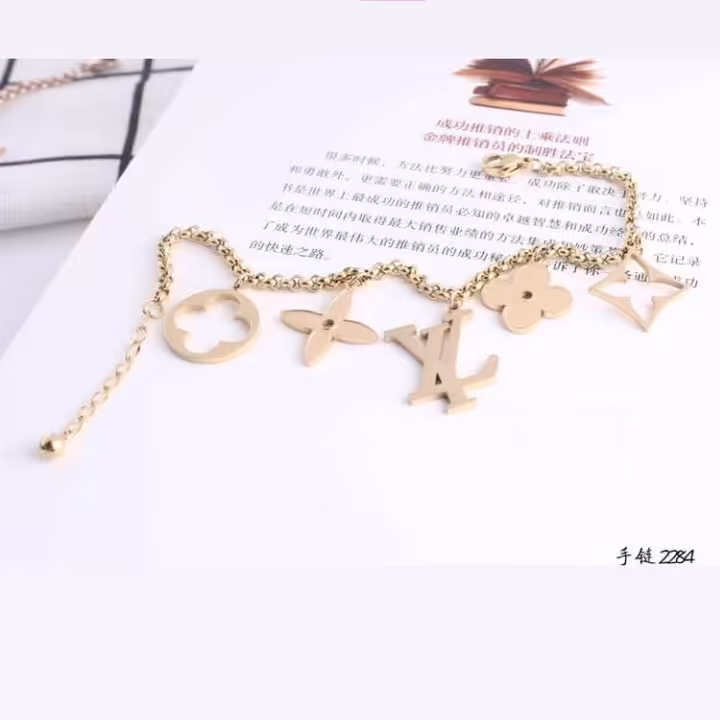 دستبند آویز لویی ویتون تمام استیل زنانه دخترانه