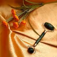 جید رولر سنگ یشم ماساژور طبیعی صورت