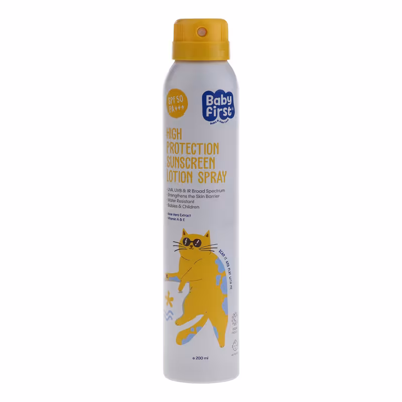 اسپری ضد آفتاب بدون رنگ بیبی فرست SPF 50 مدل پروبیوتیک محافظت کننده در برابر اشعه UVB,UVA با PA    مناسب پوست‌های معمولی حجم 200 میلی‌لیتر