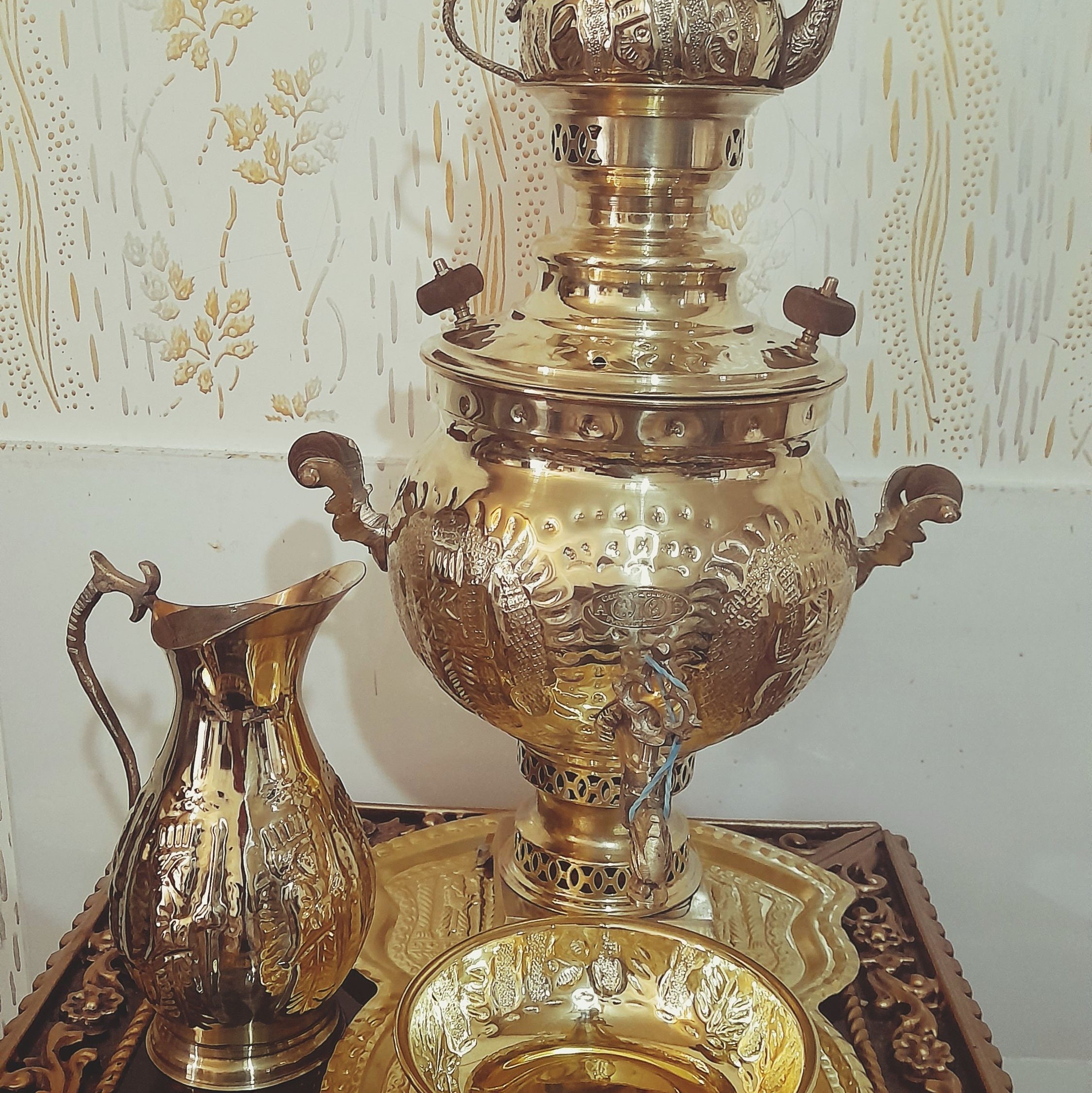 سماور 6لیتری زغالی باست کامل برنزی