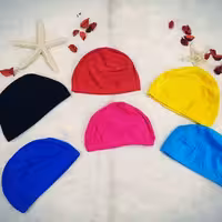 کلاه شنا در رنگ بندی مختلف